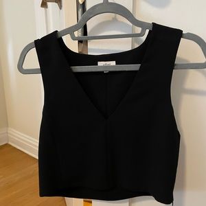 Wilfred cropped vneck tank top - zippered side - black